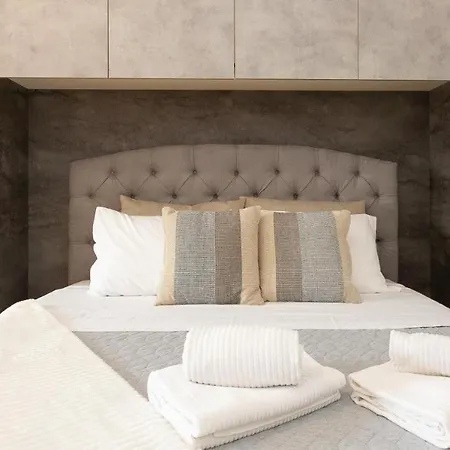 Sweet Maya Apartament *